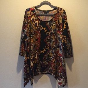 Calling all paisley lovers!  Lace, shark hem, wow!